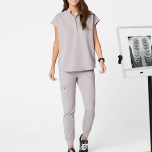 FIGS Slate Set - XXS Rafaela top & XS Zamora Joggers